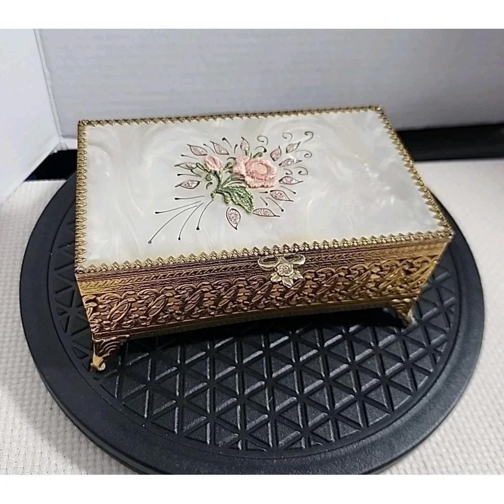 Vintage Art Nouveau Pearl Top Floral Jewelry Trinket Casket Box Filigree